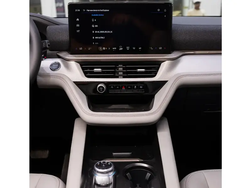 Ford Explorer 2025