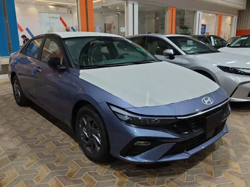Hyundai Elantra 2025