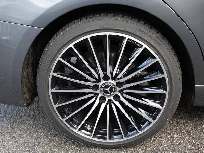 Mercedes Benz C Class 2024