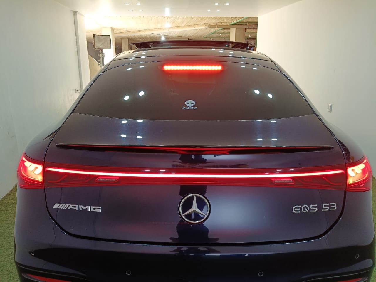 مرسيدس بنز EQS Class 2022