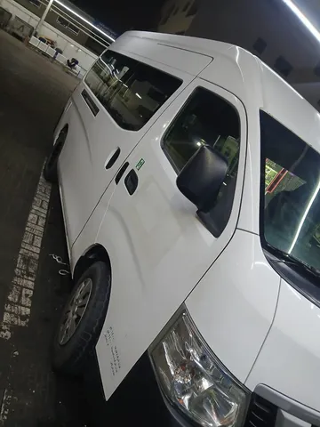 Nissan Urvan 13-Seater A/T (4-Door) 2019