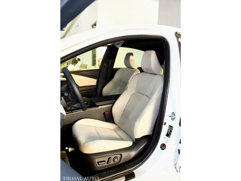 Toyota Camry 2025