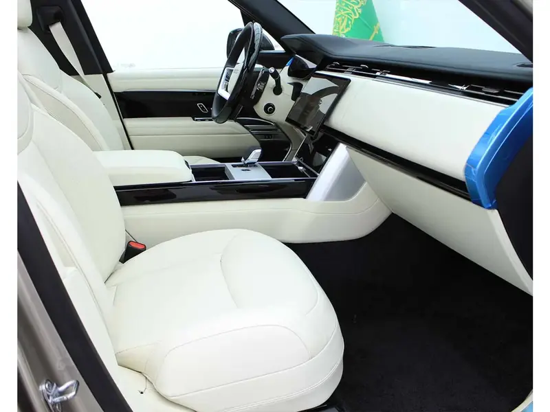 Land Rover Discovery 2025