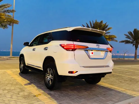 Toyota Fortuner 2.7L (4X4) 2021