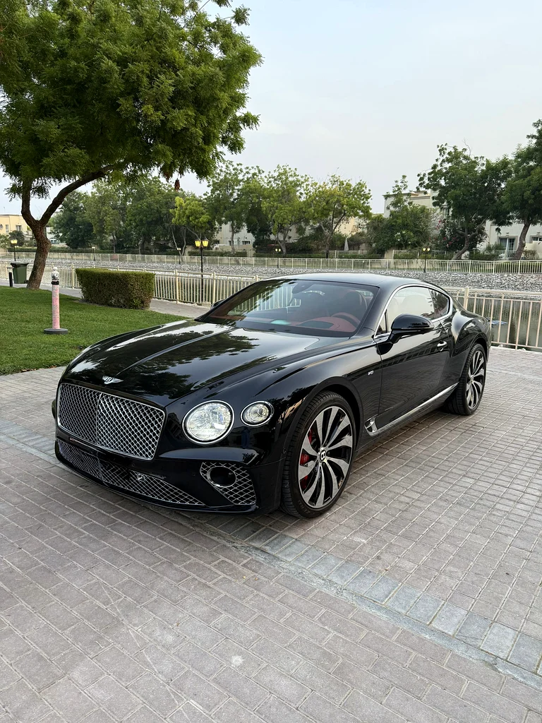 Bentley Continental 2021