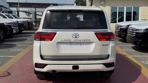 New Toyota Land Cruiser 4.0 GXR 2025