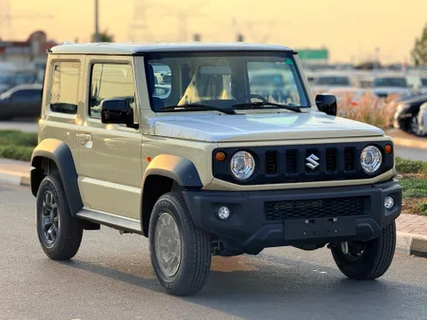 Discover undefined undefined Exterior Interior Images.Find all aspects and details of cars.