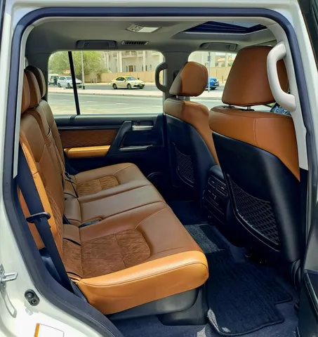 Toyota Land Cruiser 4.0L GXR GT 2021