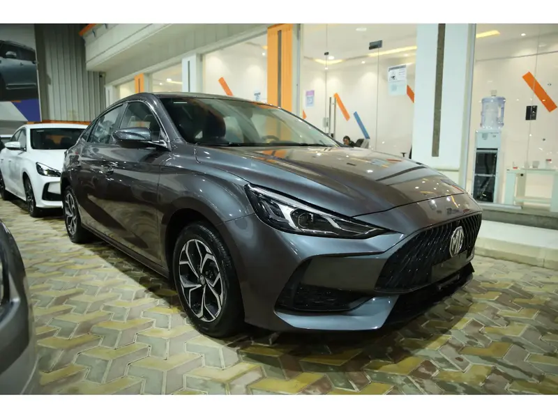 Discover undefined undefined Exterior Interior Images.Find all aspects and details of cars.