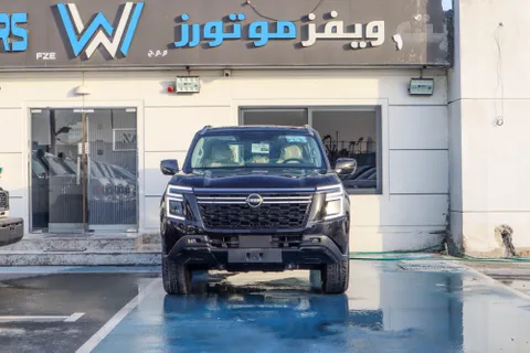 Discover undefined undefined Exterior Interior Images.Find all aspects and details of cars.
