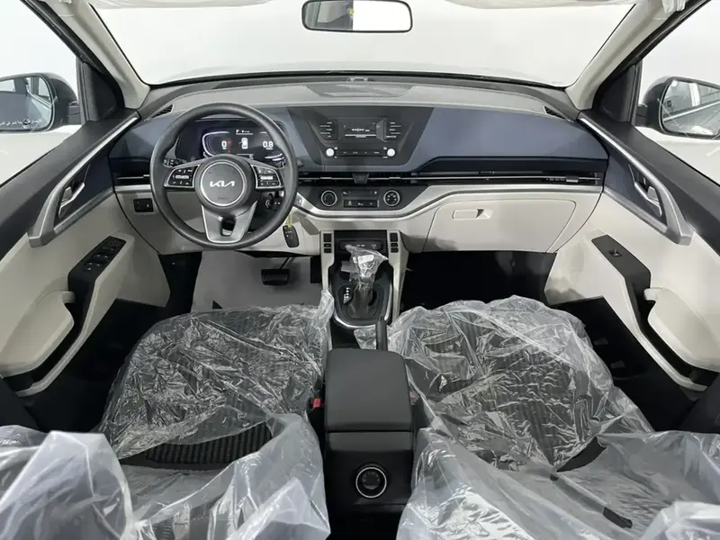 KIA Carens 2024