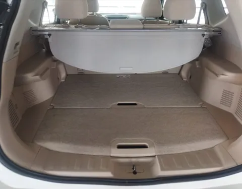 Discover undefined undefined Exterior Interior Images.Find all aspects and details of cars.