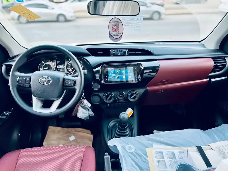 Discover undefined undefined Exterior Interior Images.Find all aspects and details of cars.