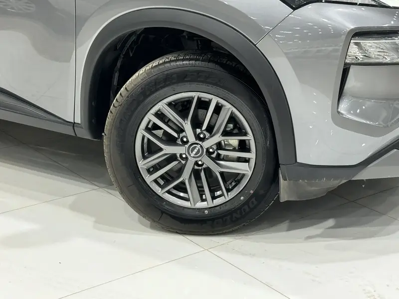 Discover undefined undefined Exterior Interior Images.Find all aspects and details of cars.