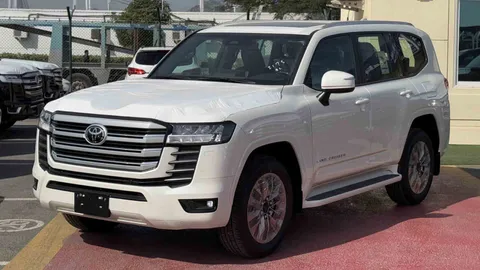 New Toyota Land Cruiser 4.0 GXR 2025
