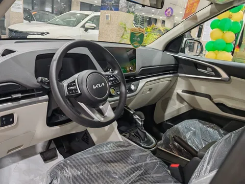Discover undefined undefined Exterior Interior Images.Find all aspects and details of cars.