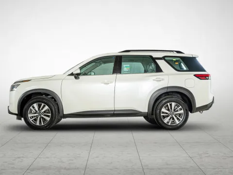 Nissan Pathfinder 3.5L S 4WD 2024
