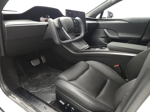New Tesla Model S Plaid AWD 2022