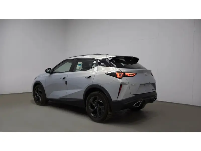 Discover undefined undefined Exterior Interior Images.Find all aspects and details of cars.