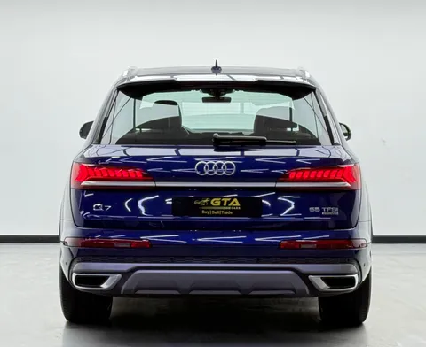Audi Q7 55 TFSI quattro S-line (340 HP) 2021