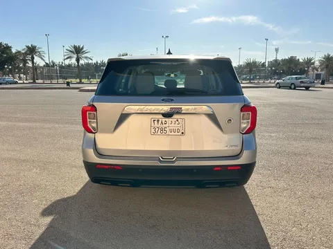 Ford Explorer 2021