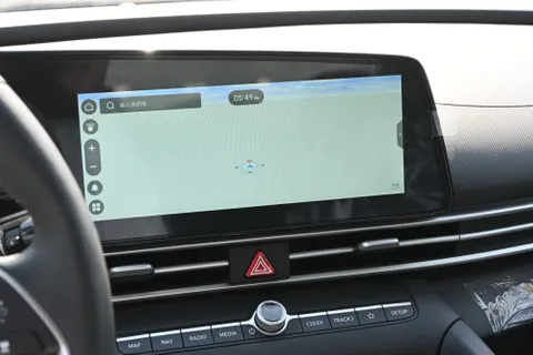 New Hyundai Elantra 2024