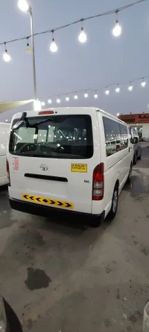 Toyota Hiace 2015