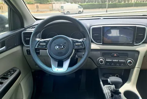 Kia Sportage 1.6L LX (FWD) 2020
