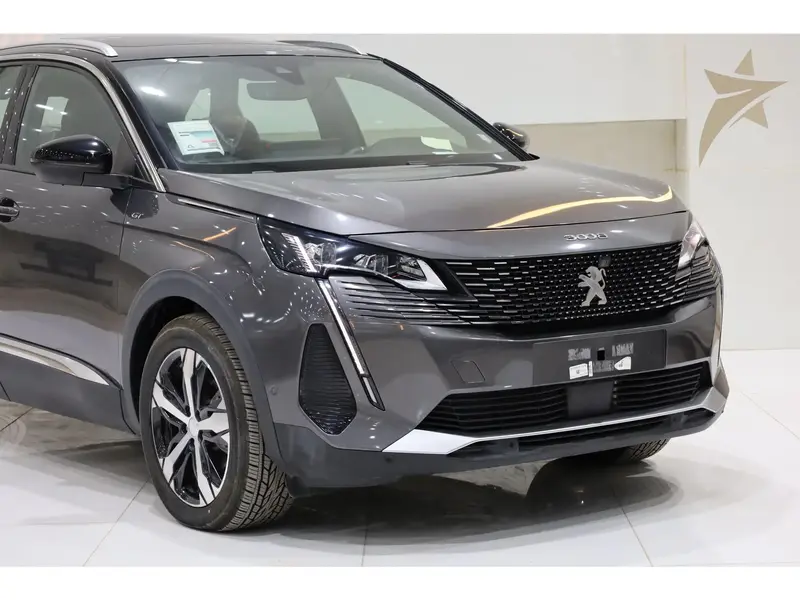 Discover undefined undefined Exterior Interior Images.Find all aspects and details of cars.