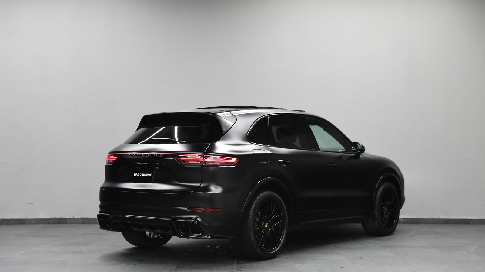 Cayenne | 2,700 AED Monthly | Low Km | Under Warranty Till 2027