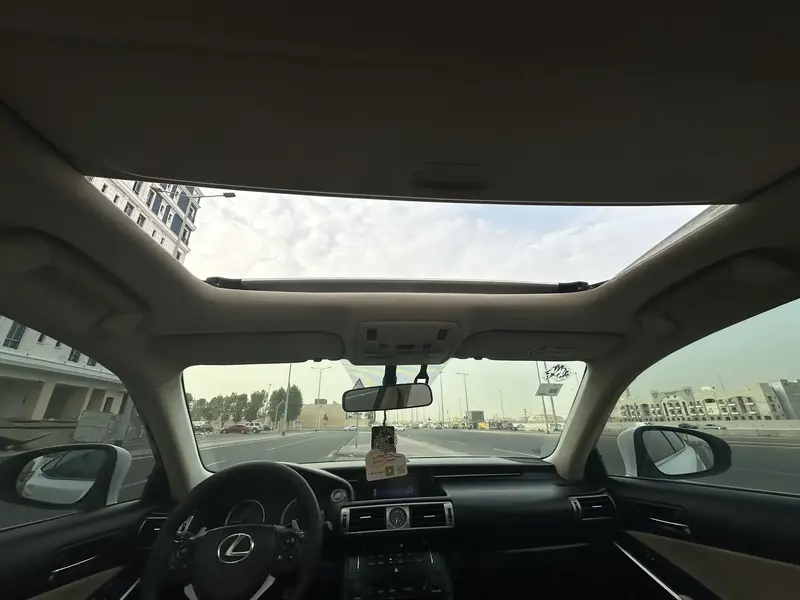 Lexus IS 2014