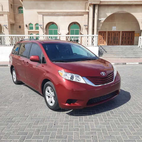 Discover undefined undefined Exterior Interior Images.Find all aspects and details of cars.