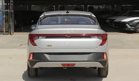 Discover undefined undefined Exterior Interior Images.Find all aspects and details of cars.