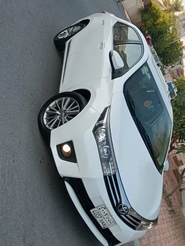 Toyota Corolla 2015