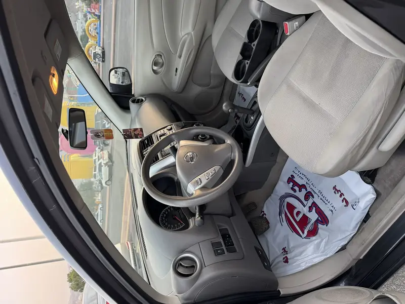 Nissan Sunny 2022