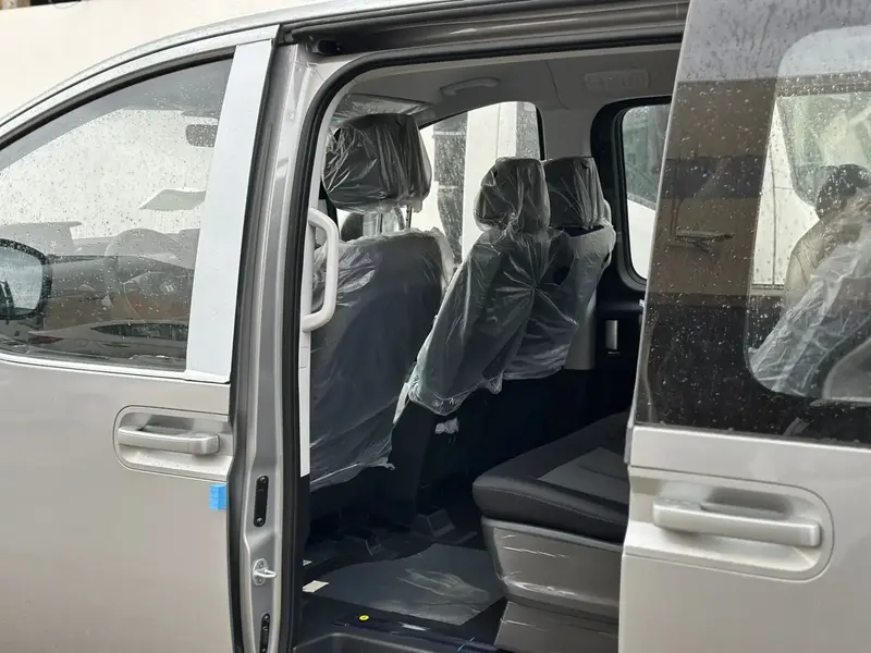 Hyundai Staria 2025