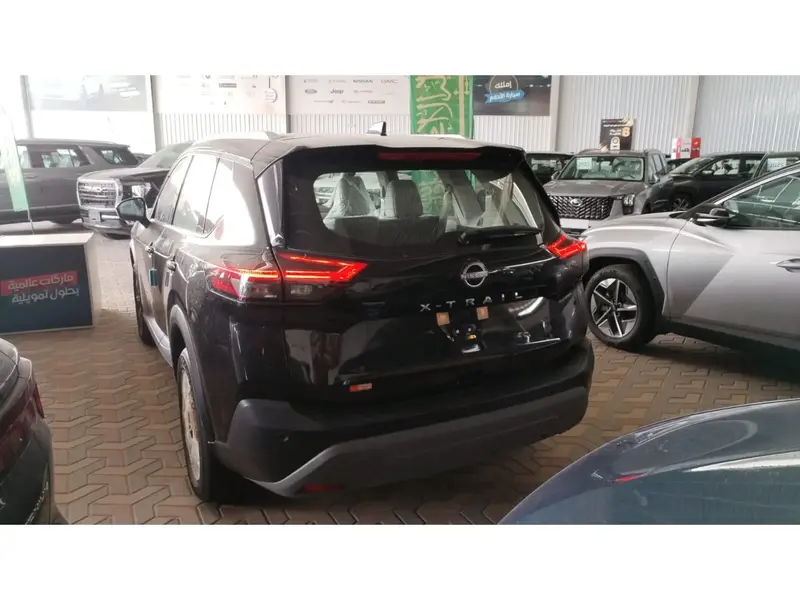 Discover undefined undefined Exterior Interior Images.Find all aspects and details of cars.