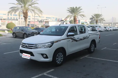 تويوتا هيلوكس 2024