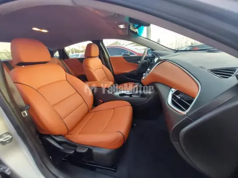 Discover undefined undefined Exterior Interior Images.Find all aspects and details of cars.