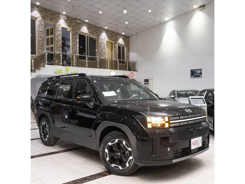 Discover undefined undefined Exterior Interior Images.Find all aspects and details of cars.