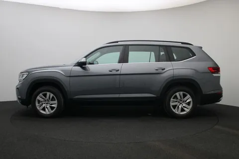 Discover undefined undefined Exterior Interior Images.Find all aspects and details of cars.