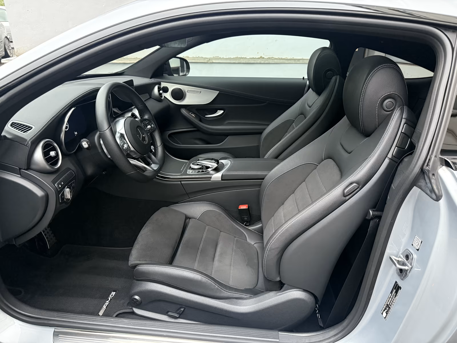 مرسيدس بنز C Class 2024