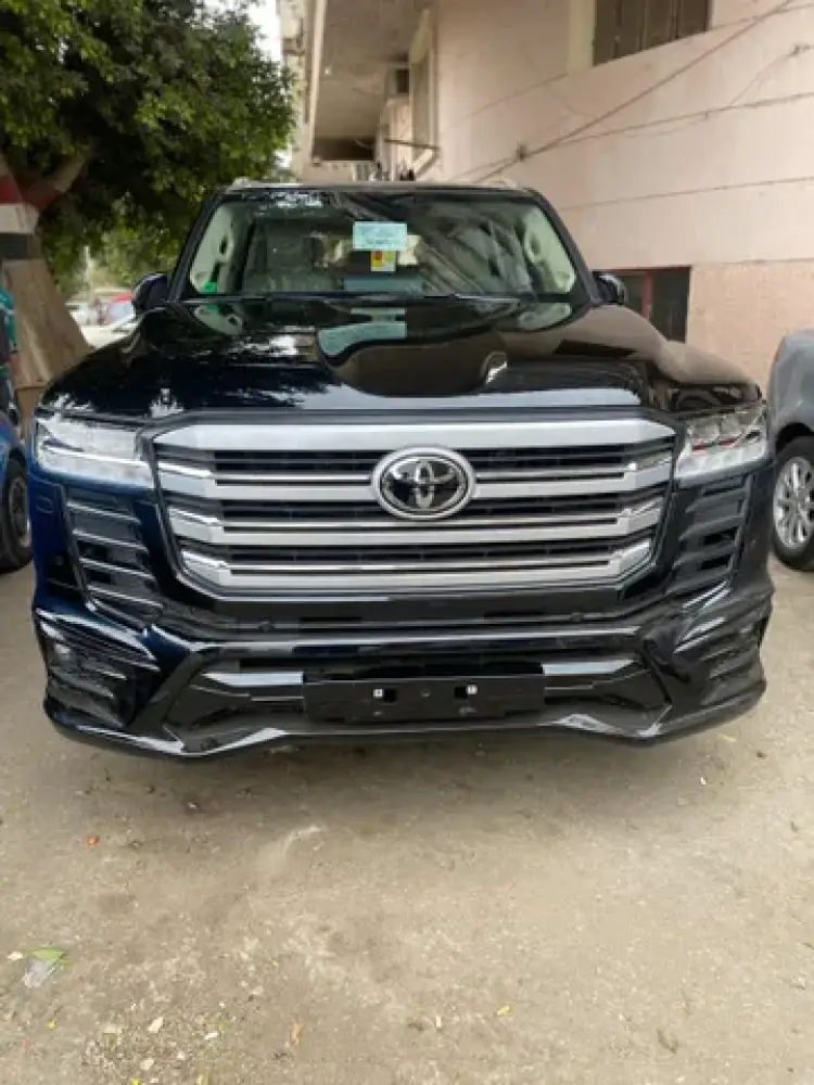 toyota toyota-land-cruiser image New Toyota Land Cruiser 3.5T GXR 2024