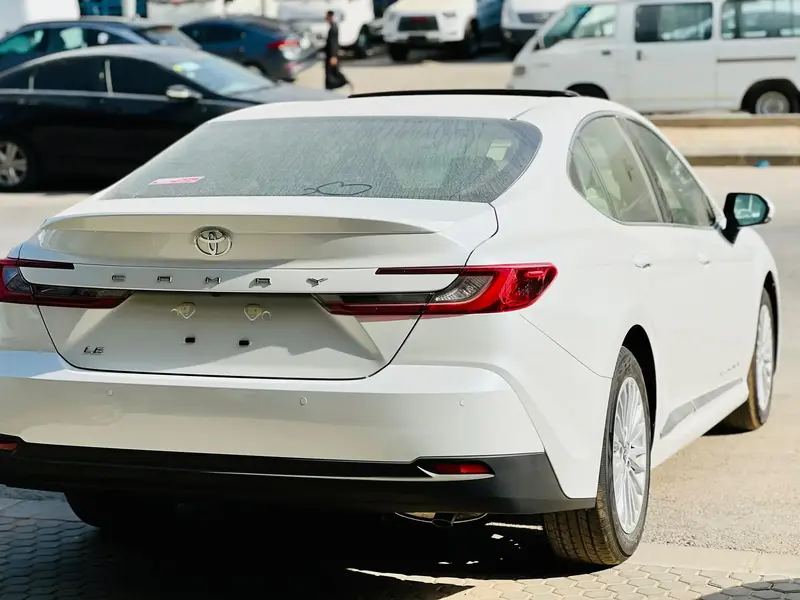 Toyota Camry 2025