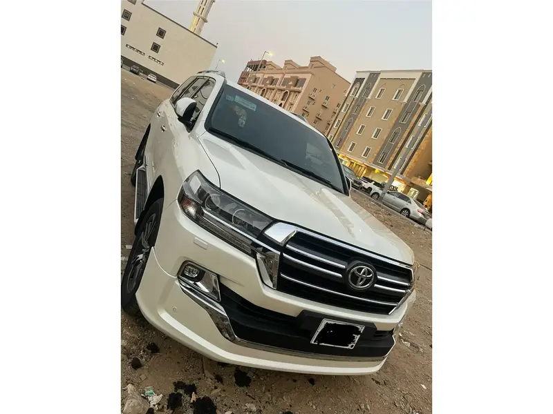 Toyota Land Cruiser Wagon 2020