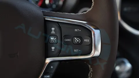 Discover undefined undefined Exterior Interior Images.Find all aspects and details of cars.