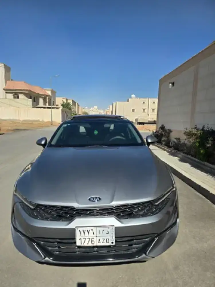 kia k5 image Kia K5 2.5L LX Sport 2021