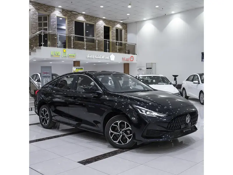 Discover undefined undefined Exterior Interior Images.Find all aspects and details of cars.