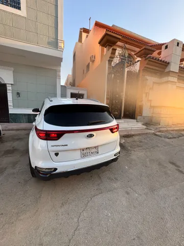 Discover undefined undefined Exterior Interior Images.Find all aspects and details of cars.