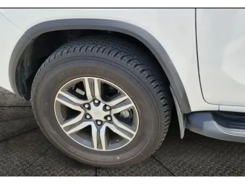 Toyota Fortuner 2024